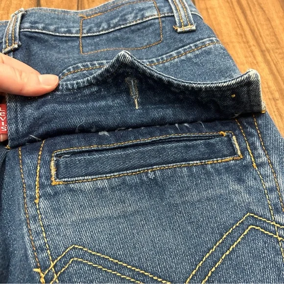 Vintage 1995 Levis 501 Jeans Men’s 29x32 Button Fly 6501-5915 USA Made